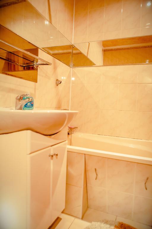 Babylon Apartments Rivne Oda fotoğraf